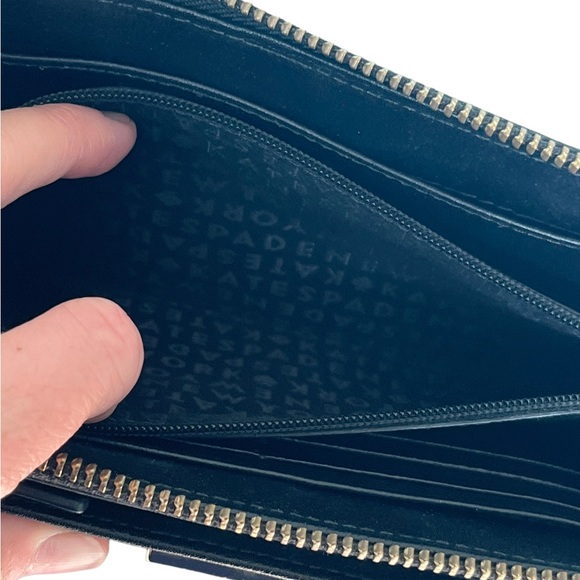 Kate Spade Layton Primrose Black Leather Wallet / Wristlet - Picture 17 of 17